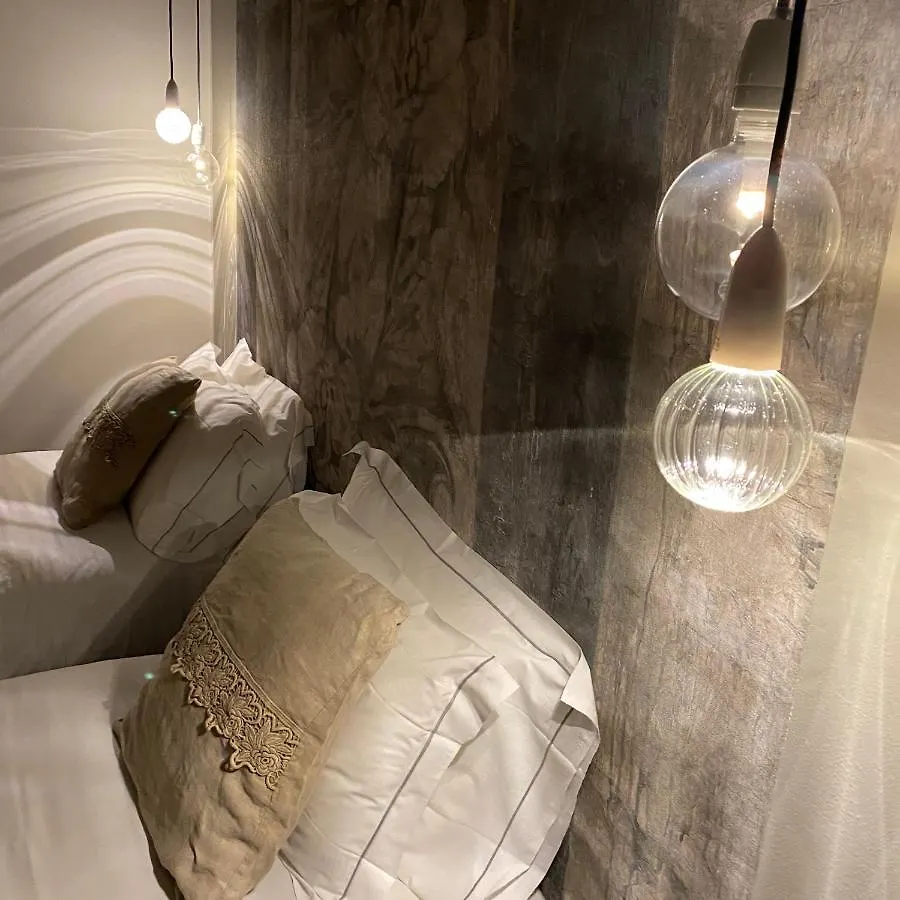 Vittorio Veneto 25 Hotel Modena 2*,